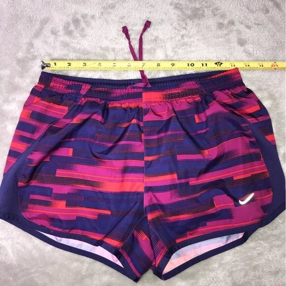 NIKE Women’s Lined Training & Running Shorts  //  Size- S - Picture 6 of 8